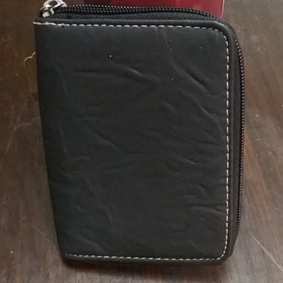 n/a Other - Black Wallet n/a Other - Black Wallet